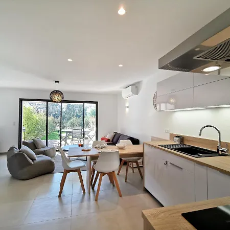 Les Villas De Cala Rossa *